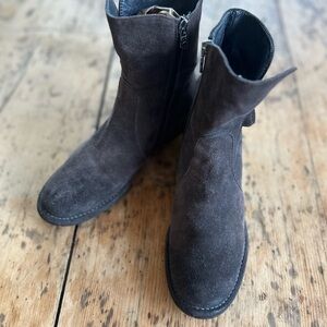 Alberto Fermani Dark Brown Suede Ankle Bootie Boots 36